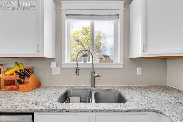 3265 Foxridge Drive, Colorado Springs, CO 80916