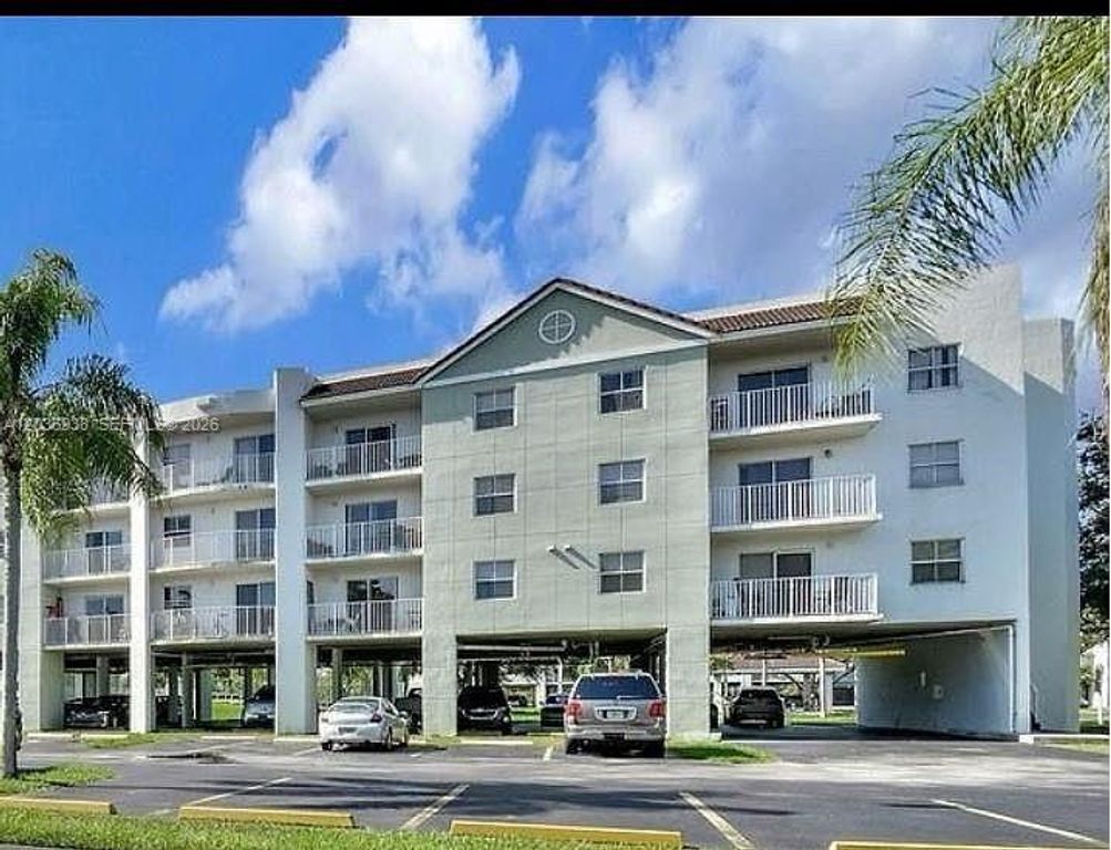 8200 SW 210th Street 304, Cutler Bay, FL 33189