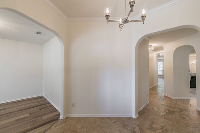 5115 Prestwick Drive, Arlington, TX 76001