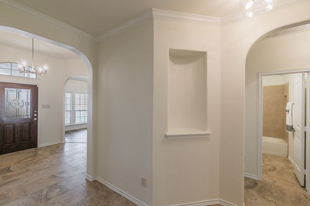 5115 Prestwick Drive, Arlington, TX 76001