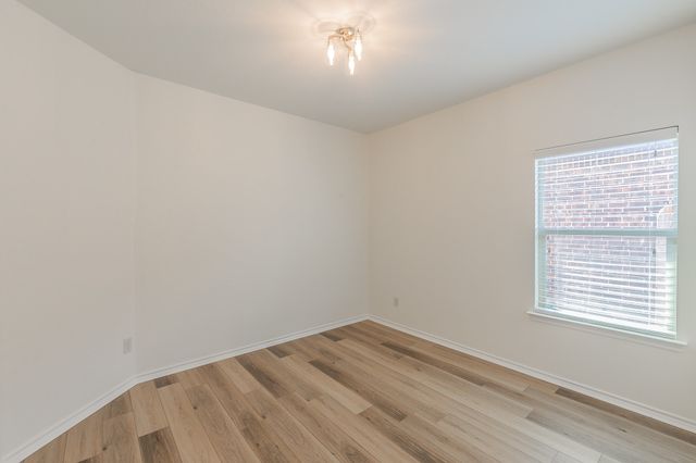 5115 Prestwick Drive, Arlington, TX 76001