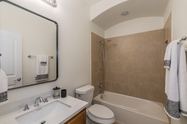 5115 Prestwick Drive, Arlington, TX 76001