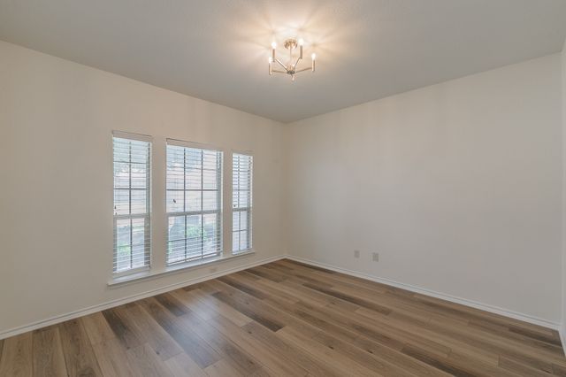 5115 Prestwick Drive, Arlington, TX 76001