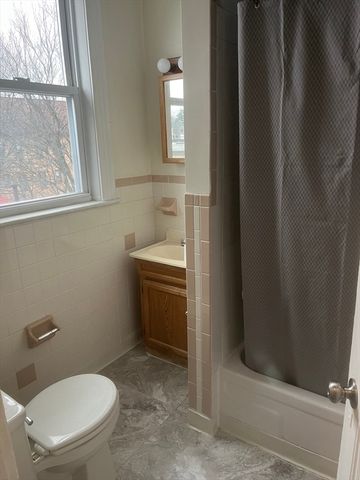 135 Readville St. 3, Boston, MA 02136
