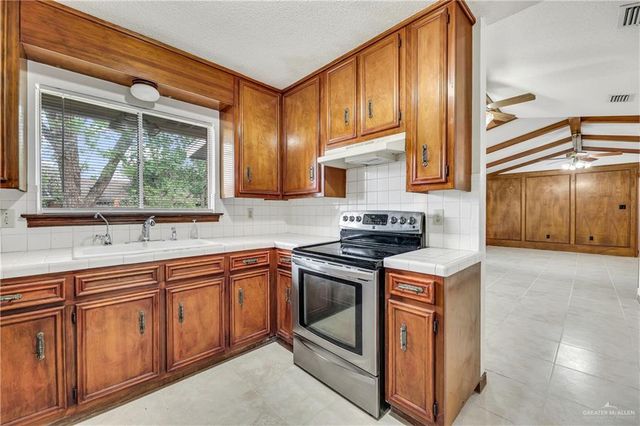 6600 N 17th Street, Mcallen, TX 78504