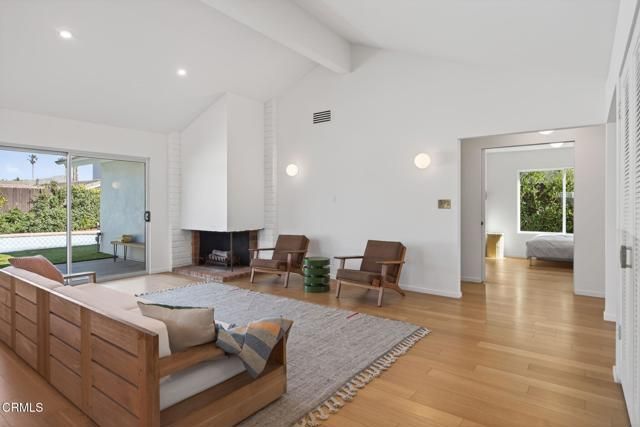 1239 Seafarer Street, Ventura, CA 93001