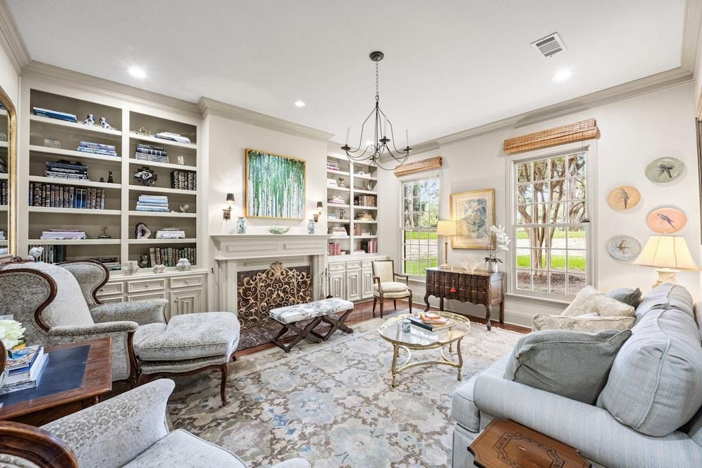 807 Terrace Mountain DR, West Lake Hills, TX 78746