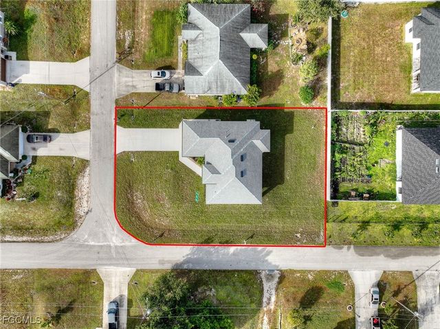 3108 20th ST SW, Lehigh Acres, FL 33976