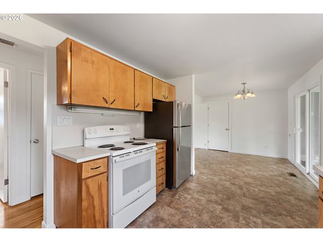 6755 Sw PRINCESS Ave, Beaverton, OR 97008