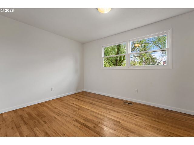 6755 Sw PRINCESS Ave, Beaverton, OR 97008