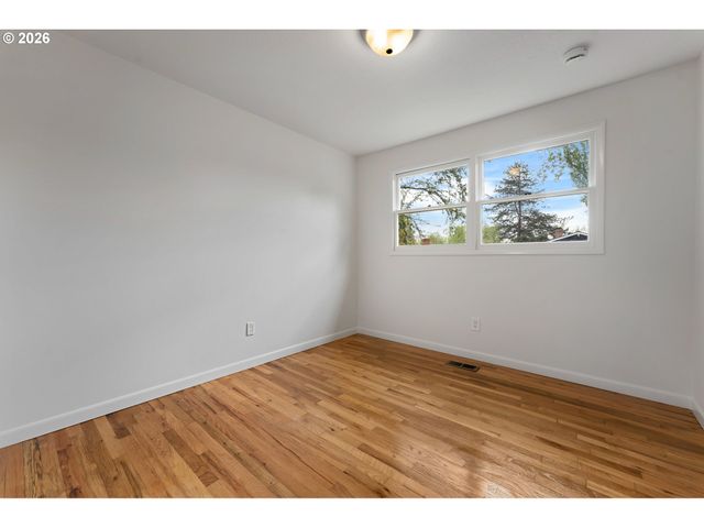 6755 Sw PRINCESS Ave, Beaverton, OR 97008