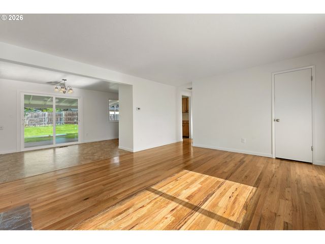 6755 Sw PRINCESS Ave, Beaverton, OR 97008