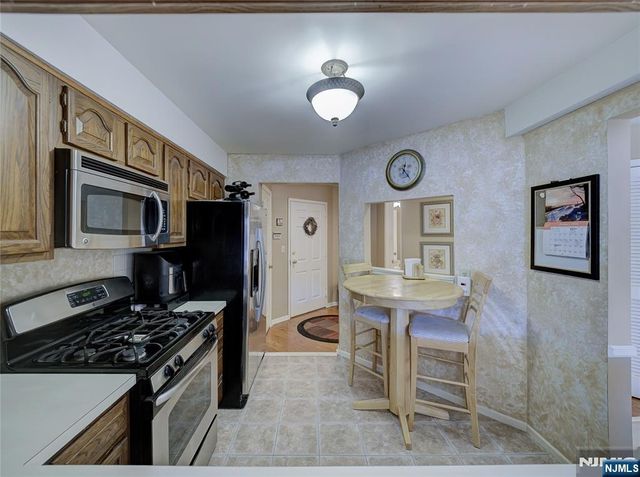 101 Quartz Lane, Paterson, NJ 07501