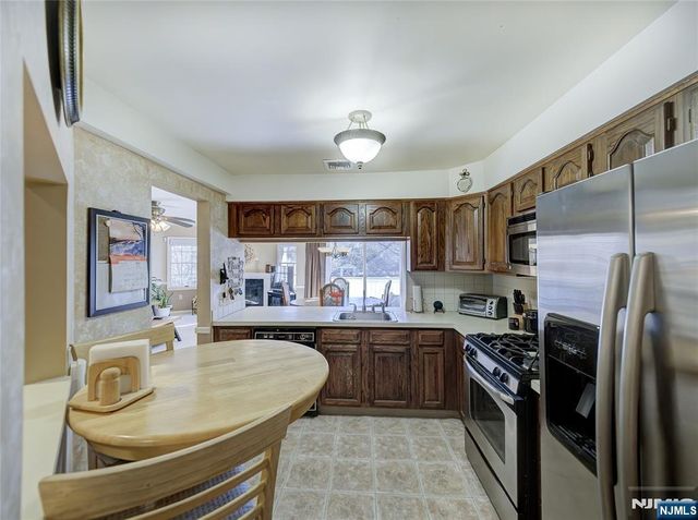 101 Quartz Lane, Paterson, NJ 07501