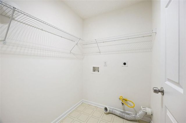 111 W SKYLINE View, Dallas, GA 30157