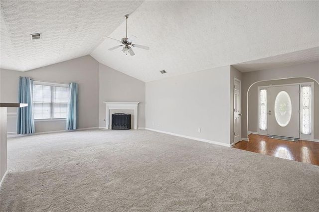 111 W SKYLINE View, Dallas, GA 30157