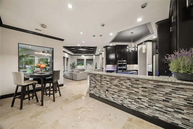 27303 E Benders Landing Boulevard, Spring, TX 77386