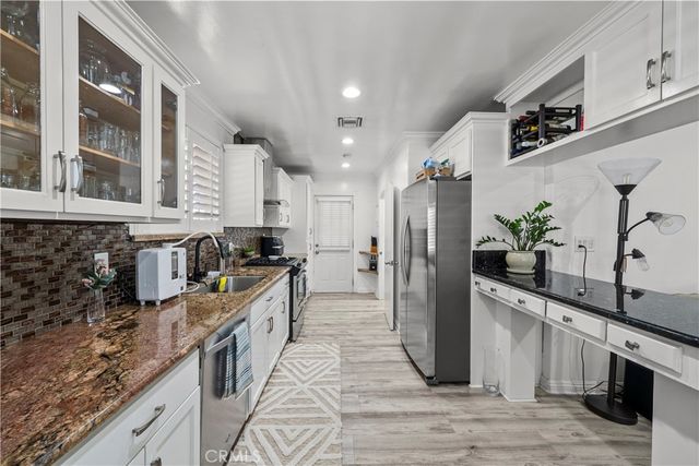 12730 Lorne Street, North Hollywood, CA 91605