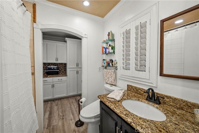 12730 Lorne Street, North Hollywood, CA 91605