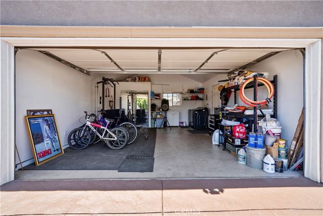 12730 Lorne Street, North Hollywood, CA 91605