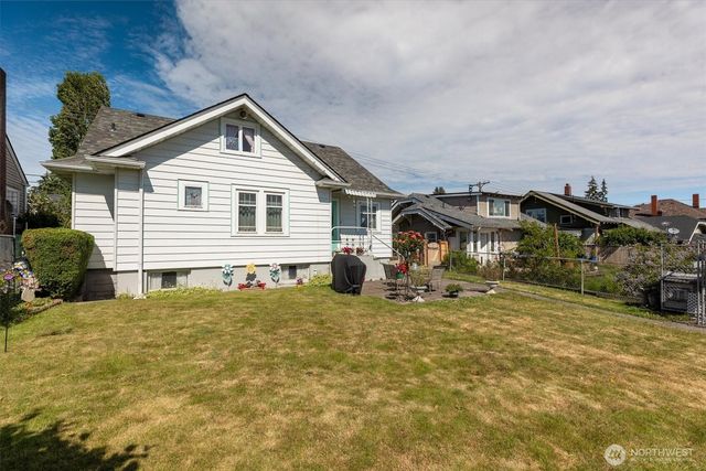 5625 S Sheridan Avenue, Tacoma, WA 98408