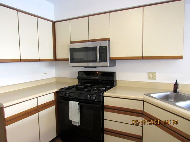 718 Sturnbridge Lane 0, Schaumburg, IL 60173