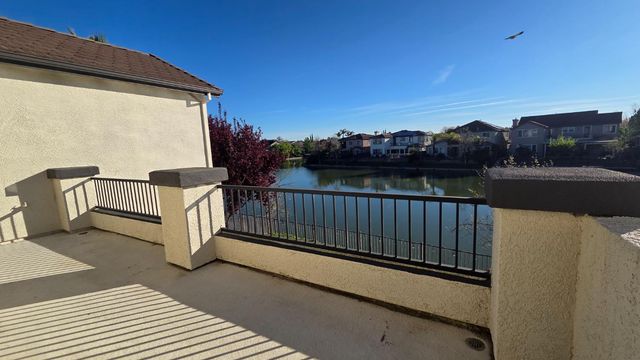 3895 Rollins Ct, West Sacramento, CA 95691