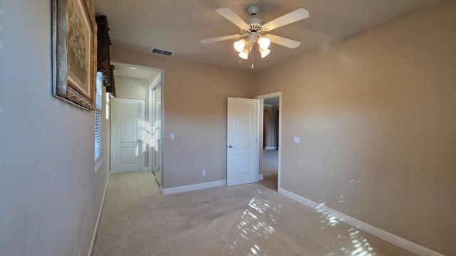 3895 Rollins Ct, West Sacramento, CA 95691