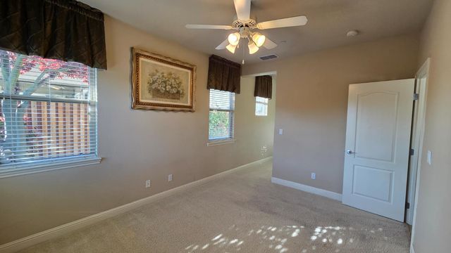 3895 Rollins Ct, West Sacramento, CA 95691