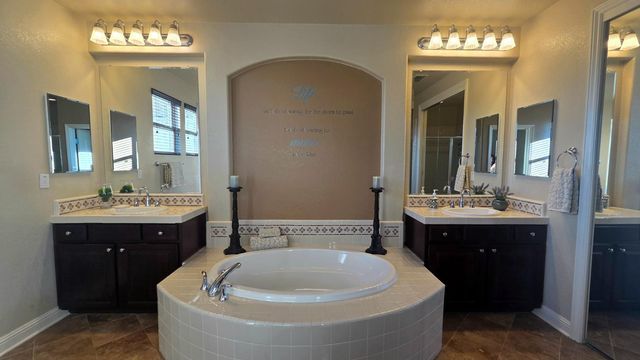 3895 Rollins Ct, West Sacramento, CA 95691