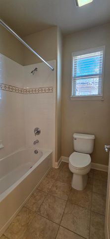 3895 Rollins Ct, West Sacramento, CA 95691