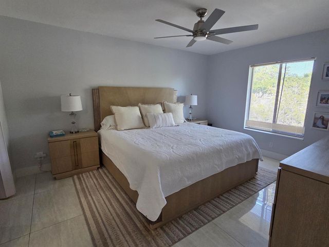 1115 Green Pine Boulevard D2, West Palm Beach, FL 33409