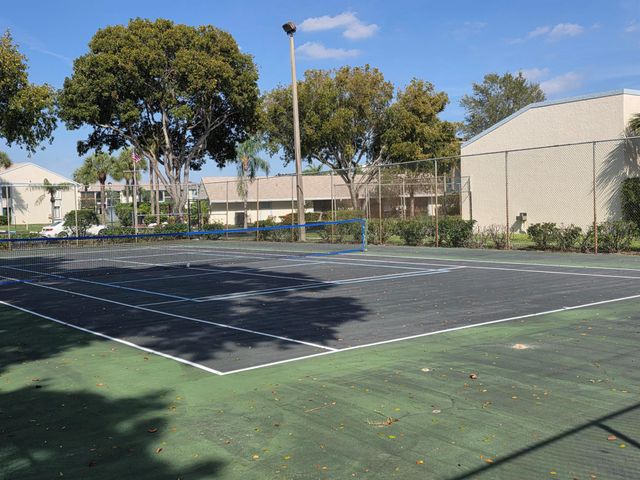 1115 Green Pine Boulevard D2, West Palm Beach, FL 33409