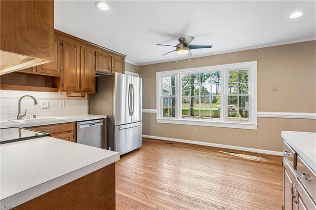 8 Martha CT, Poquoson, VA 23662