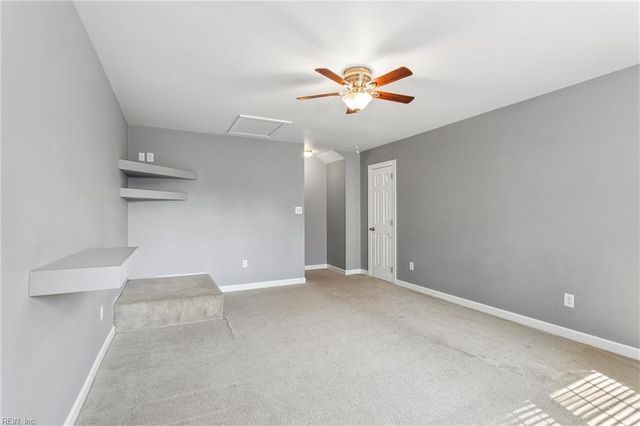 8 Martha CT, Poquoson, VA 23662