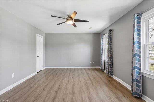 8 Martha CT, Poquoson, VA 23662