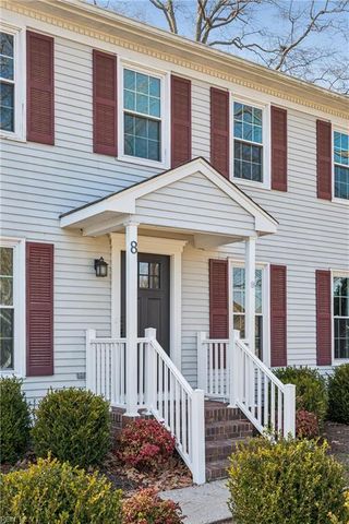 8 Martha CT, Poquoson, VA 23662