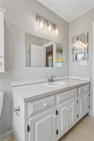 8 Martha CT, Poquoson, VA 23662