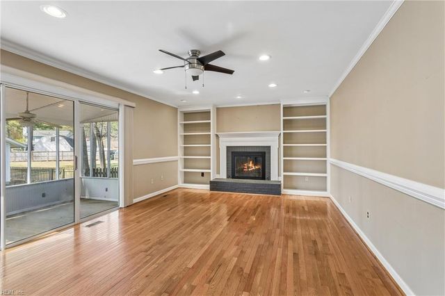 8 Martha CT, Poquoson, VA 23662