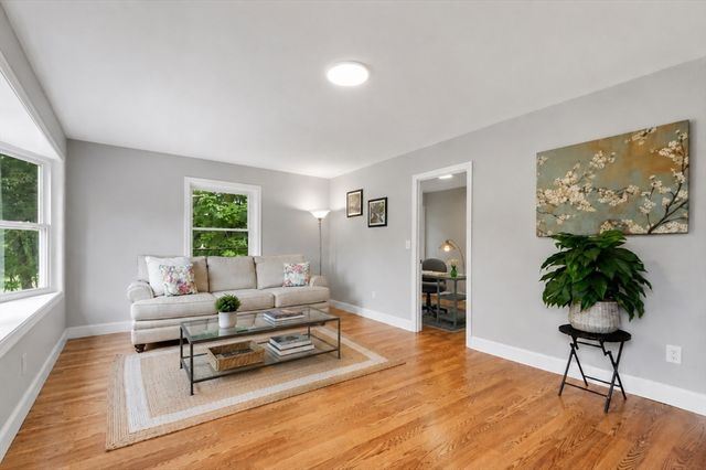 41 Maple St, Randolph, MA 02368