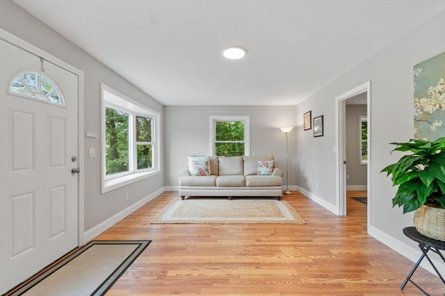 41 Maple St, Randolph, MA 02368