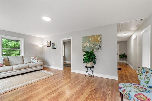 41 Maple St, Randolph, MA 02368