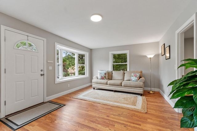 41 Maple St, Randolph, MA 02368