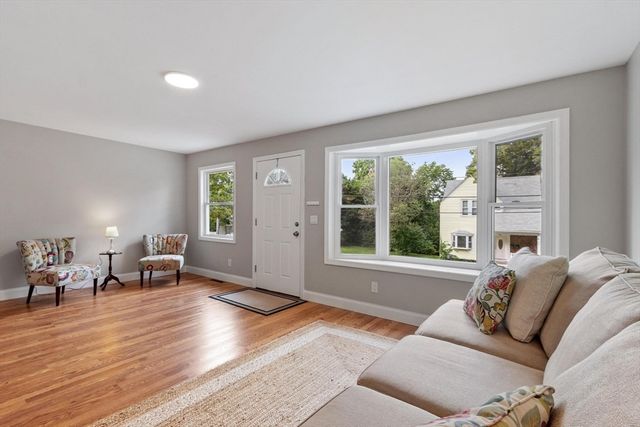 41 Maple St, Randolph, MA 02368