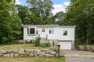 41 Maple St, Randolph, MA 02368