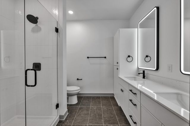 640 Wisconsin Avenue N 318, Golden Valley, MN 55427