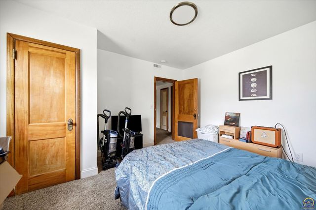 830 SW Fillmore ST, Topeka, KS 66606