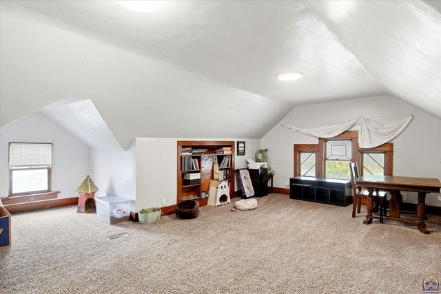 830 SW Fillmore ST, Topeka, KS 66606