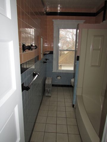 78 Prospect St, Springfield, MA 01107