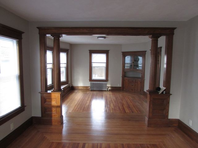 78 Prospect St, Springfield, MA 01107
